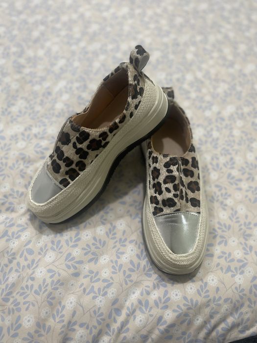 Продам обувь 37 рр