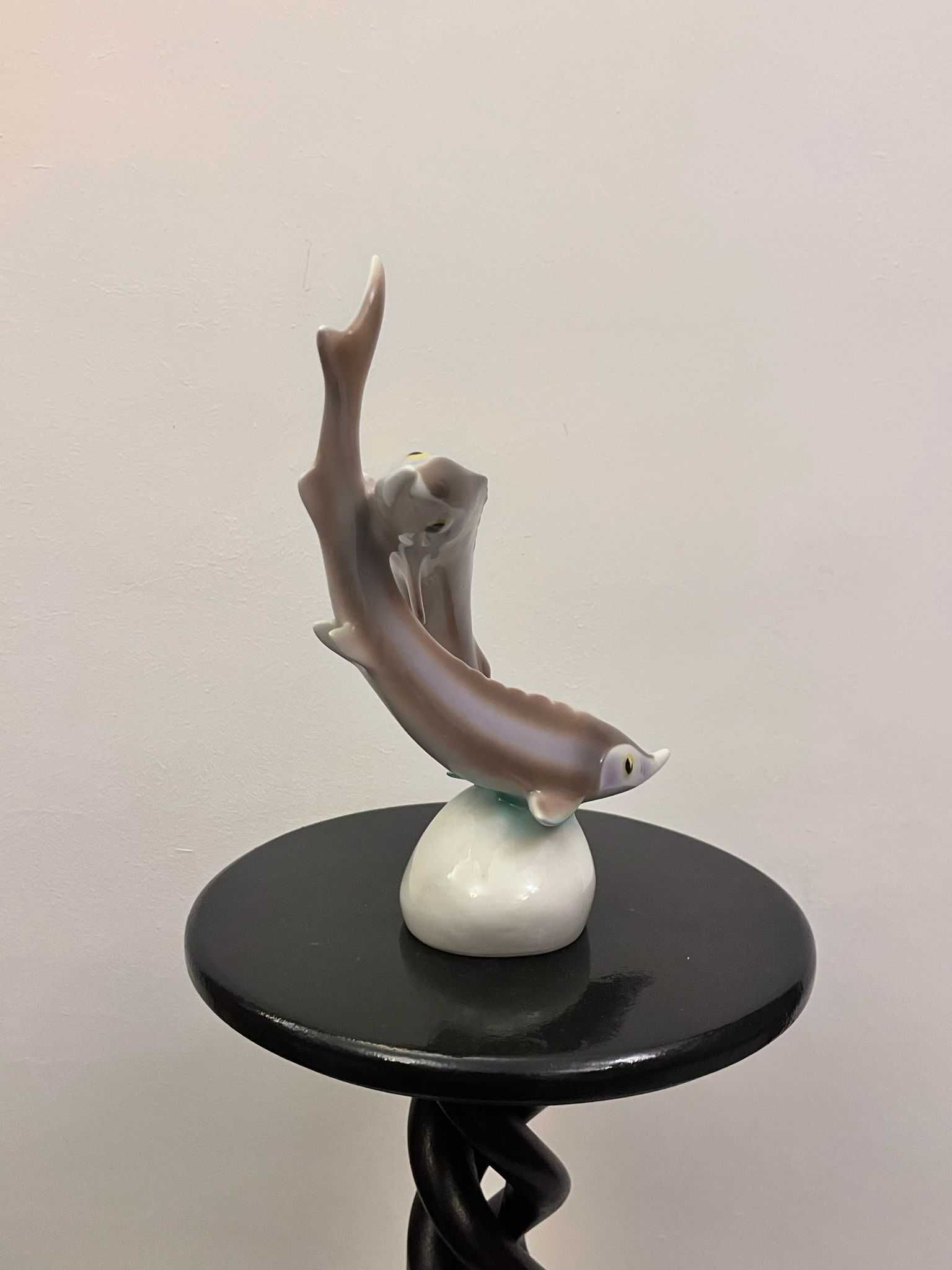 Bibelou statueta portelan HOLLOHAZA de dimensiuni mari bibelouri