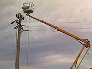 Inchiriere prb / nacela / platforma 18m/21m - Nissan Cabstar Constanta