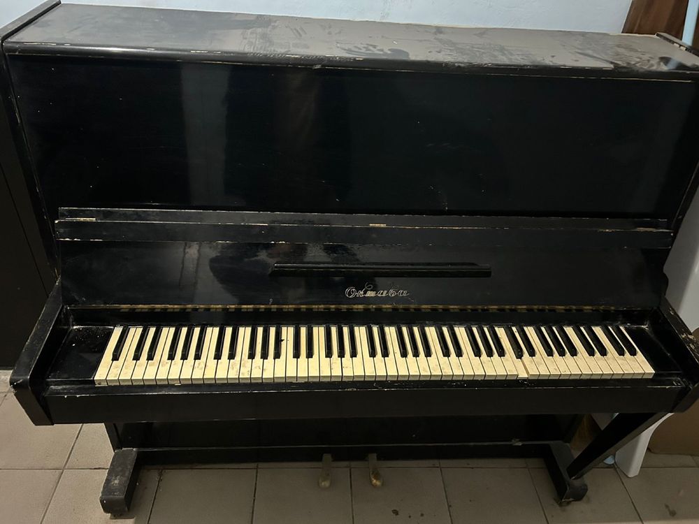 Продам пианино (самовывоз)