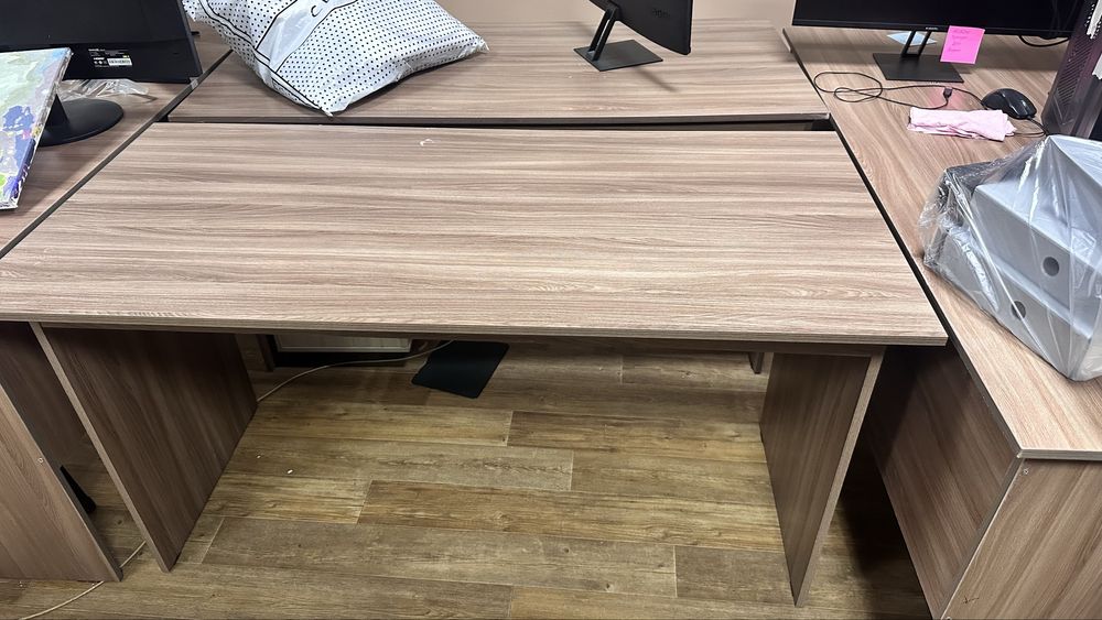 Продам Столы офисные
