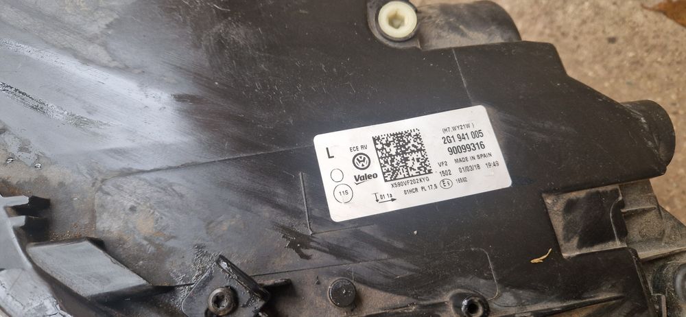 Фар за vw polo 2018г