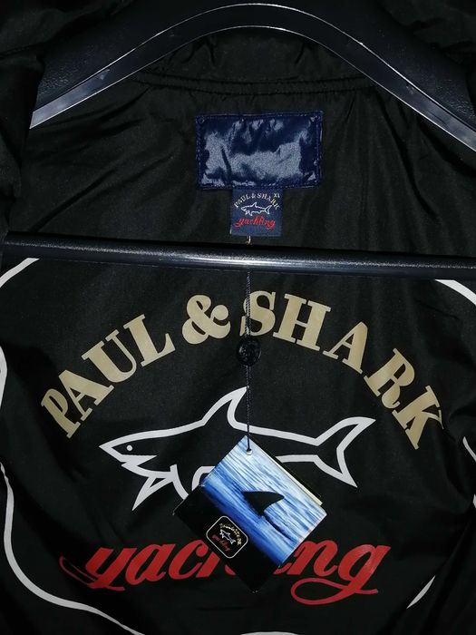 Vesta Paul & Shark yachting