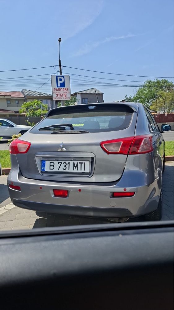 Mitsubishi lancer 2015