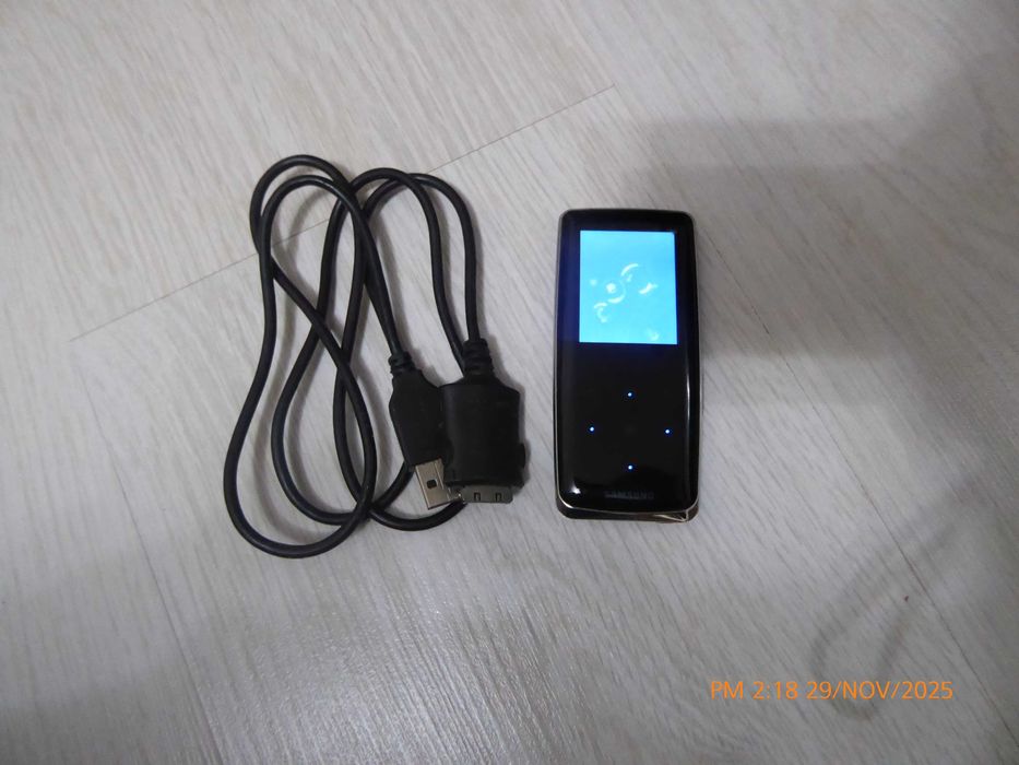 Samsung  mp 3 YP S3