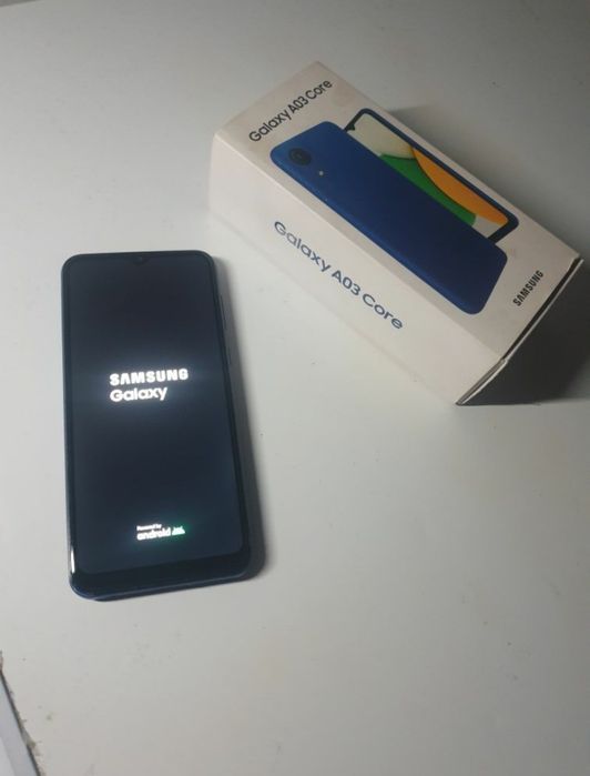 Срочно продам телефон Samsung