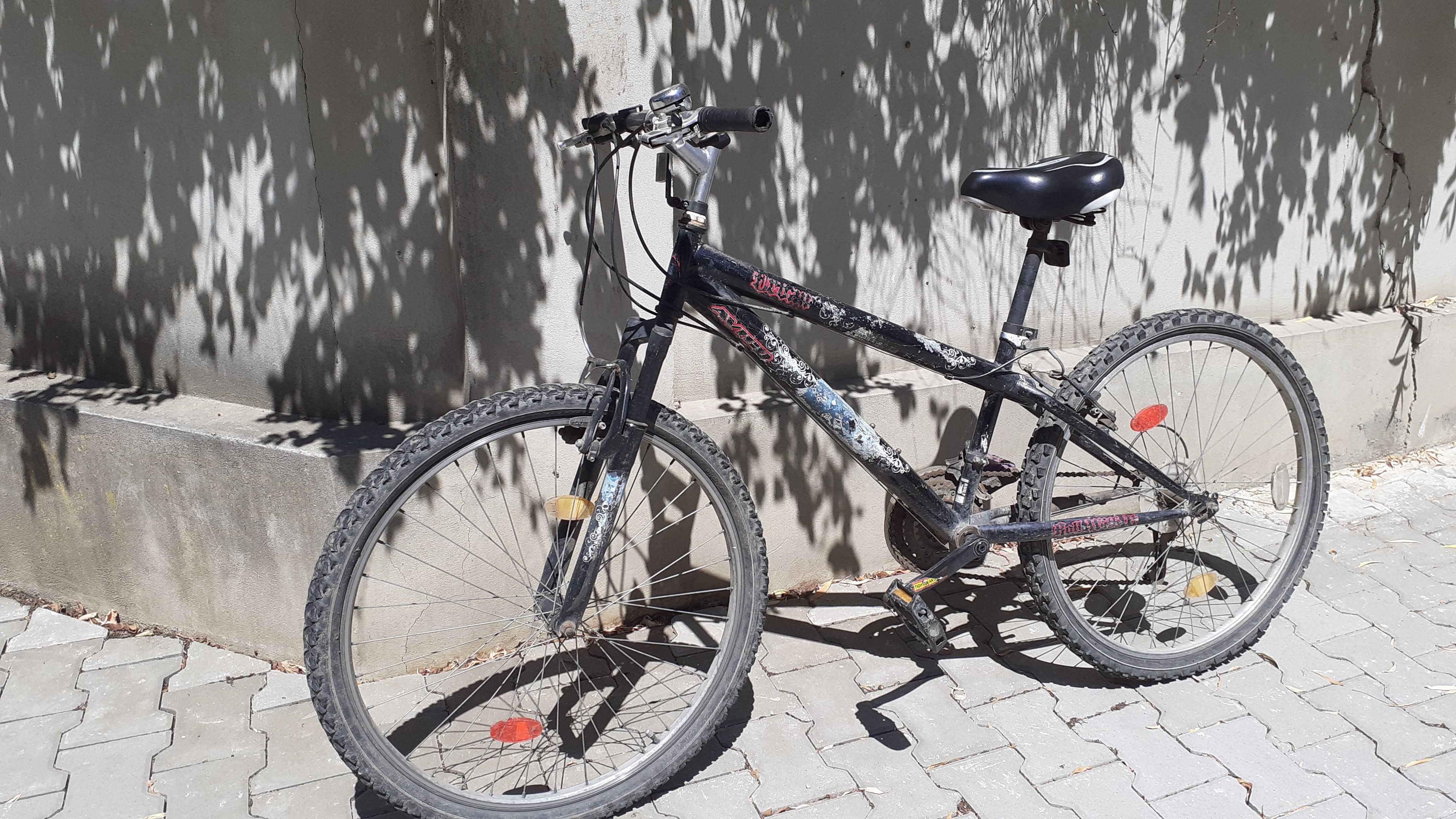 Vând Bicicleta ford bike bmx mtb în stare de bună funcționare