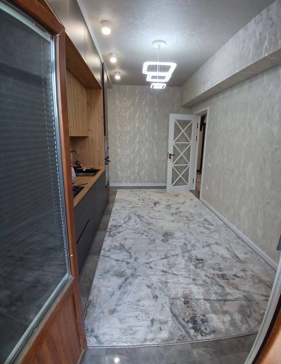 Poytaxt Residence Продается 2 комнатная квартира ремонт ул.Махтумкули
