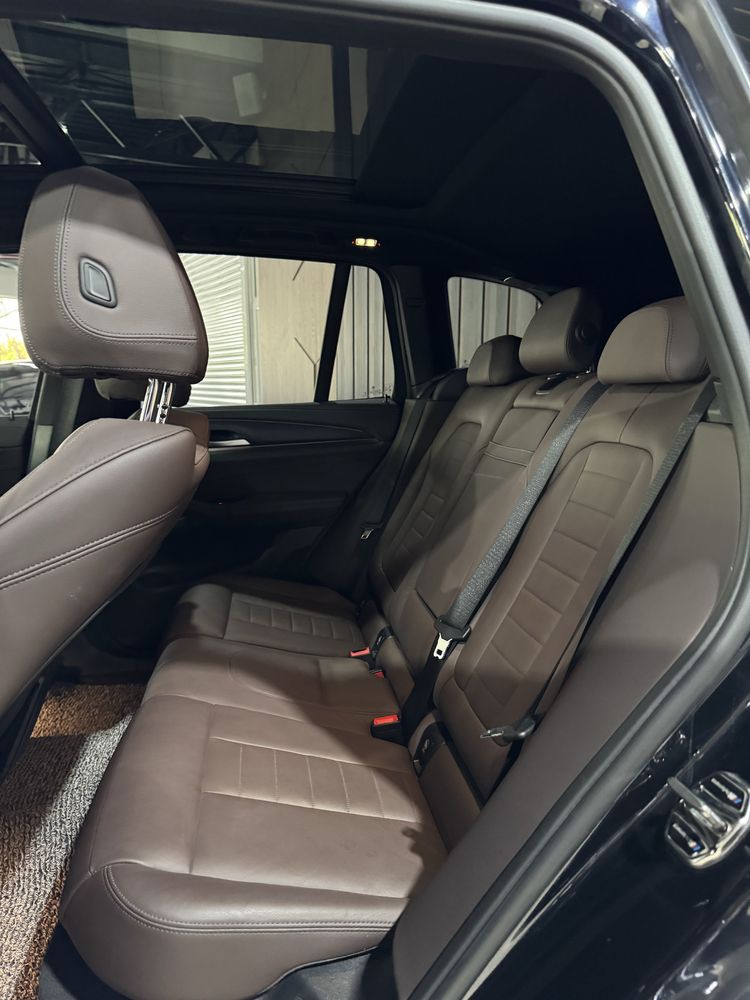 BMW IX3 в наличии