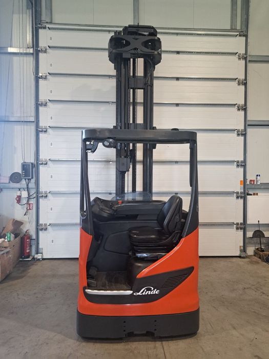 Продавам Linde Reach Trucks R16HD-01