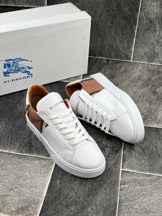 Adidași bărbați burb