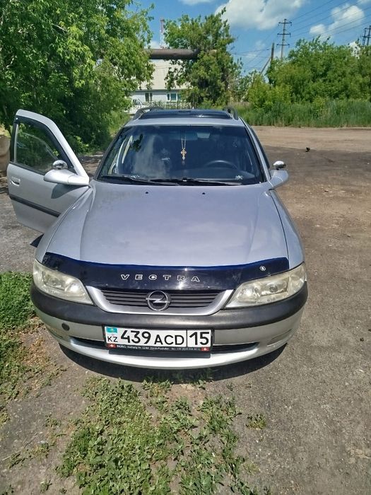 Продам авто опельвектра б