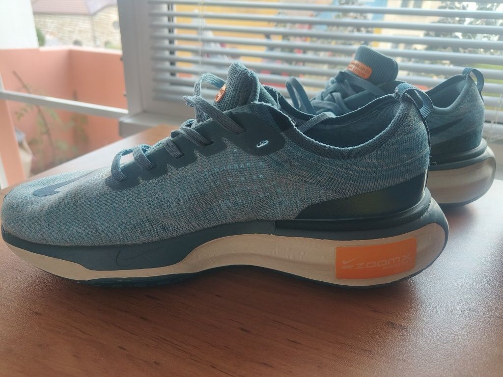 Nike invincible run 3