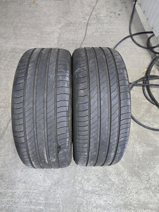 2 Броя 225/50/17 Michelin 5mm 21dot