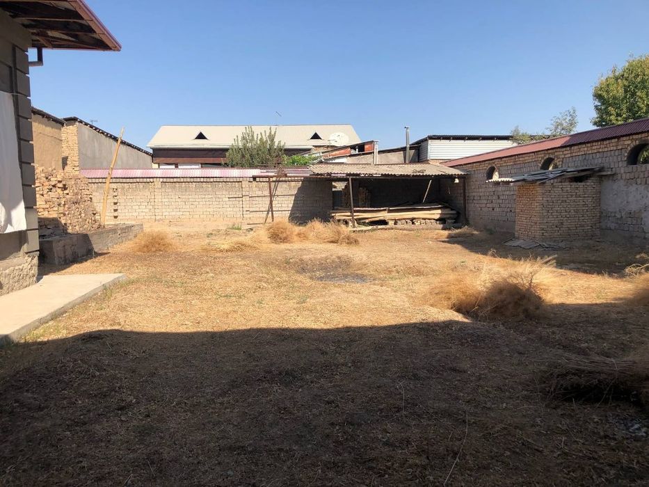 Xovli sotiladi, Uchaska sotiladi