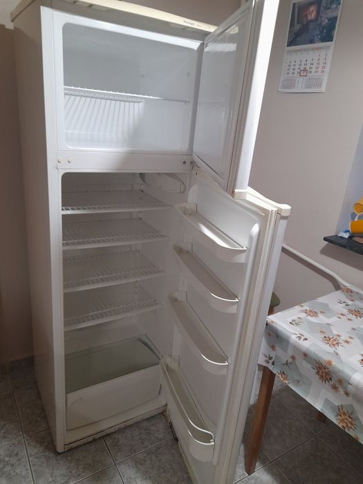Хладилник Snaige – работещ, запазен