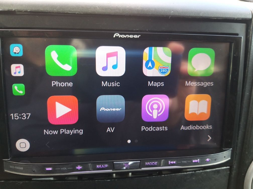 Мултимедия Pioneer AVIC-F80DAB навигация.