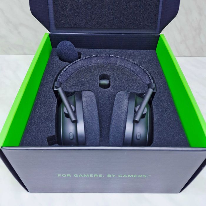 Casti gaming Wireles Razer Blackshark V2 Pro 2023 Zeus Amanet Militari