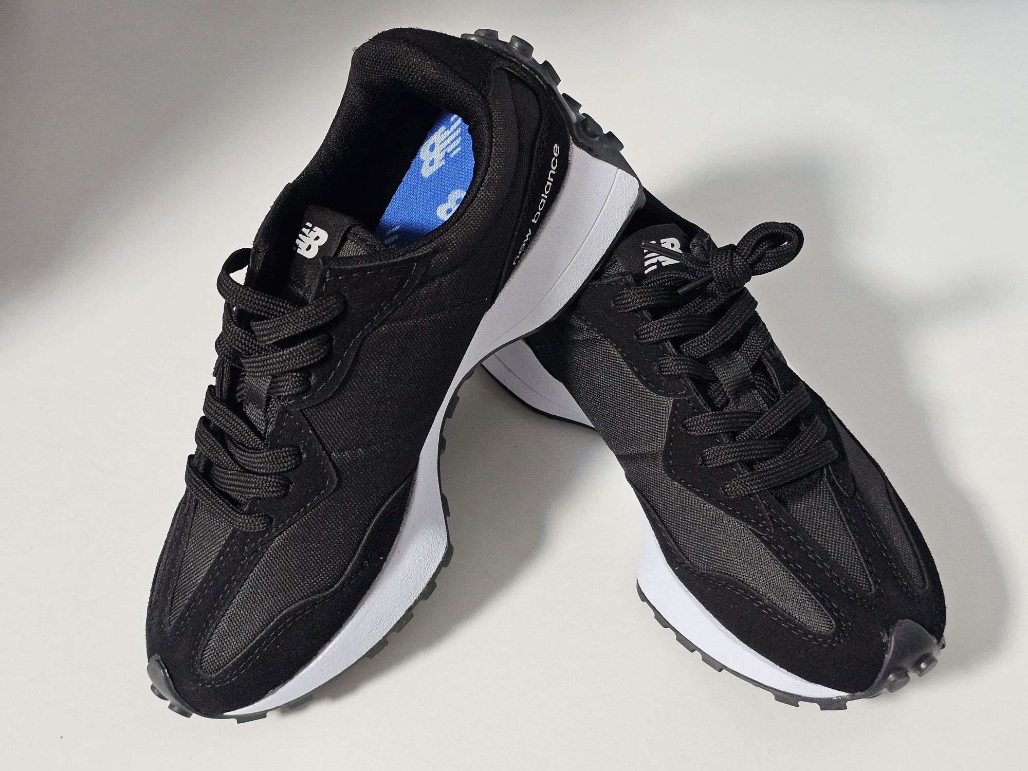 Adidași New balance