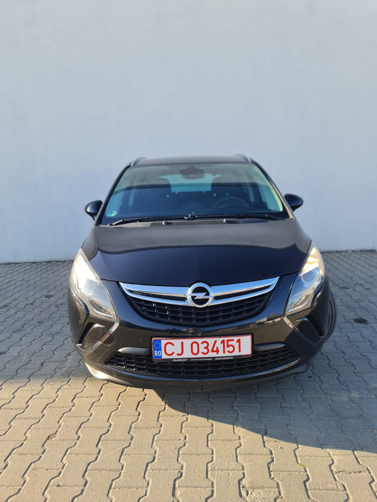 Vând Opel Zafira 1.6 d