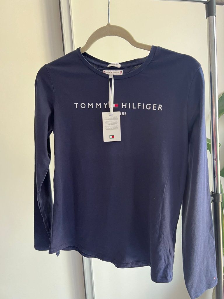 Bluză Tommy Hilfiger măr.176, S