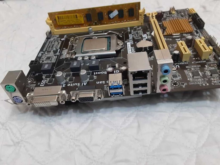 Рабочая материнская плата Asus H81M-k + Celeron G1840 + DDR3 (2Gb)