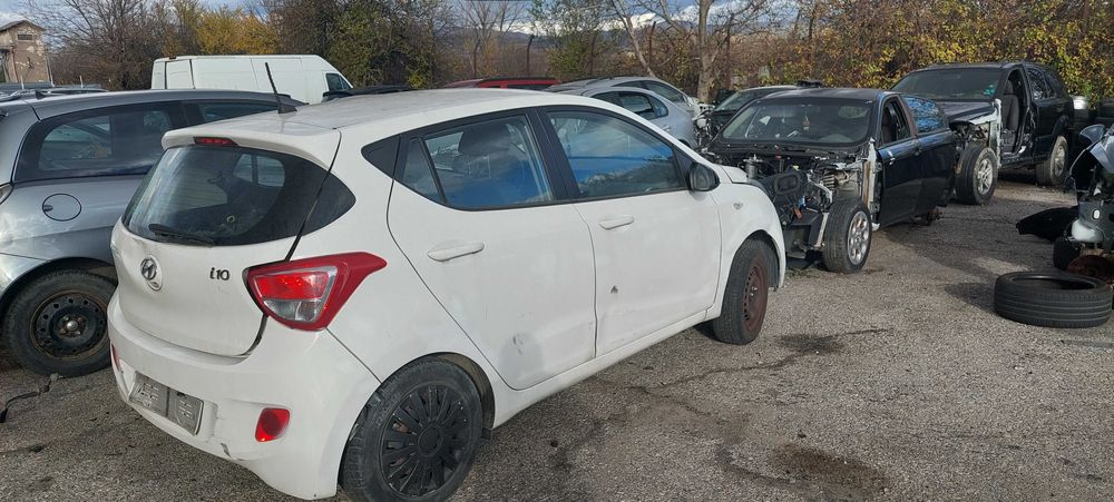 Hyundai i10 1,0 i , Хюндай И10 на части! 
Май 2014