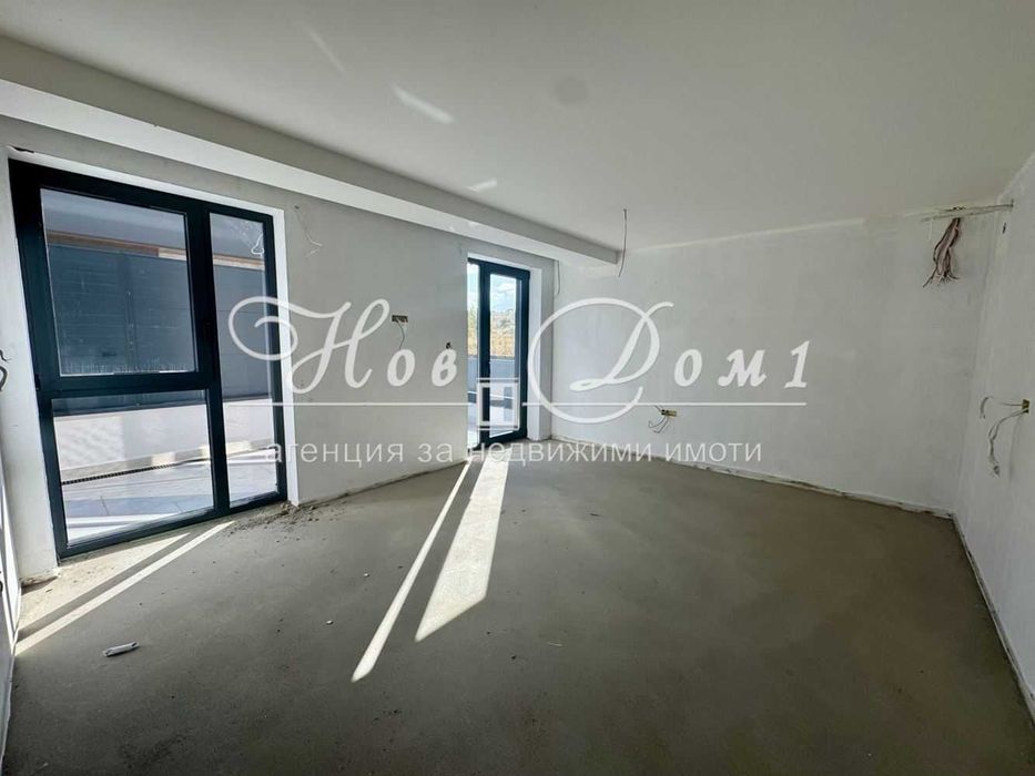 Продава се Къща в с. Белащица, Област Пловдив - 428 кв.м за 1213 €/кв.м - Снимка #5