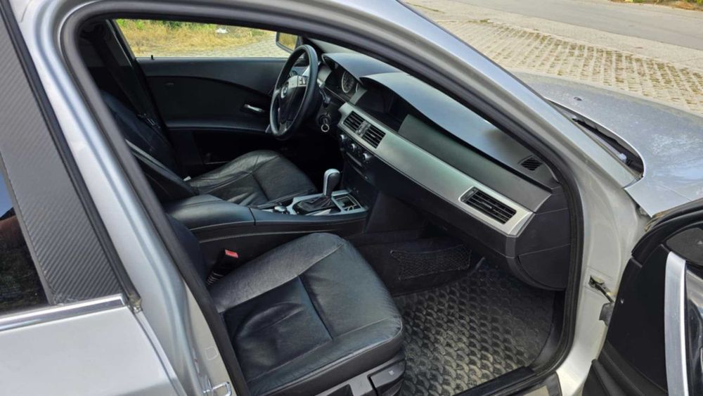 Bmw E60 525d  2004г.