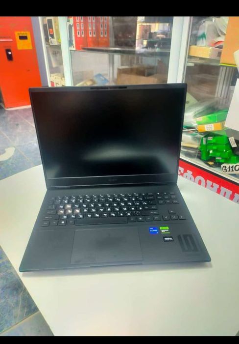 Продам новый игровой ноутбук
