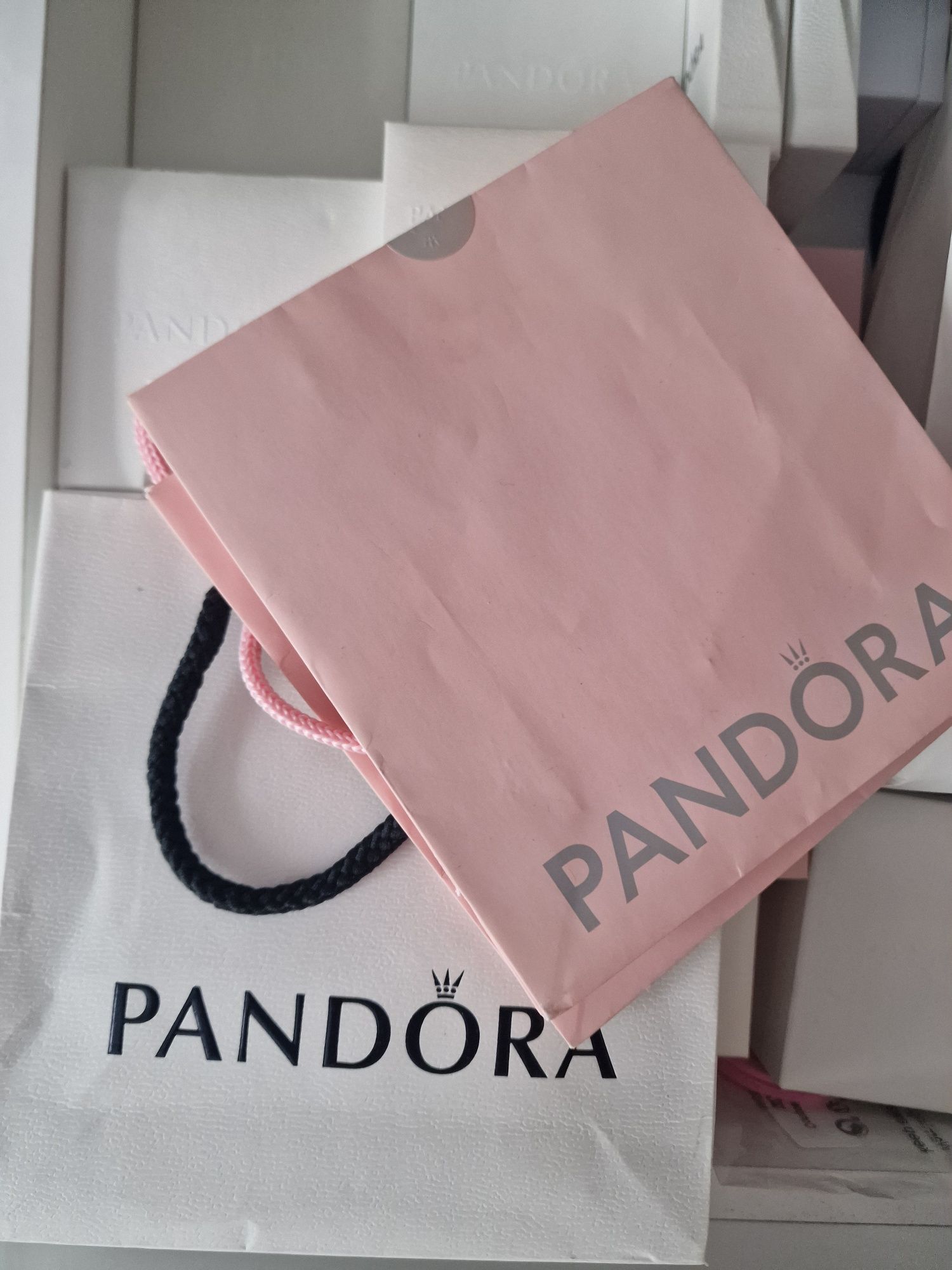 Кутии за бижута Pandora