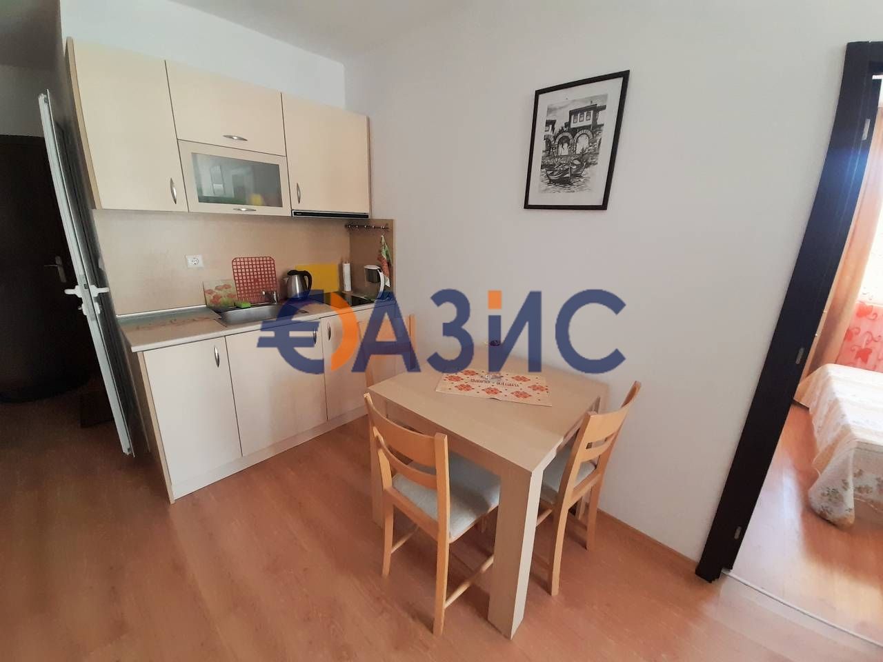 Продава се Двустаен апартамент в к.к. Слънчев бряг - 50 кв.м за 1150 €/кв.м - Снимка #5