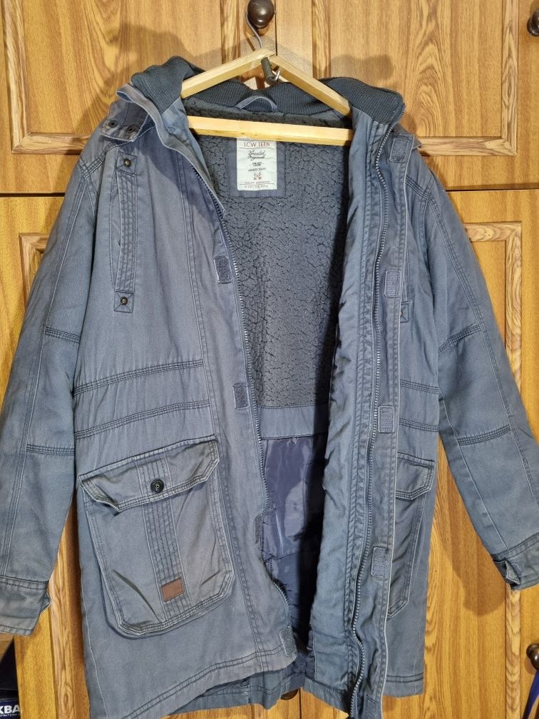Зимняя куртка (158-164см)