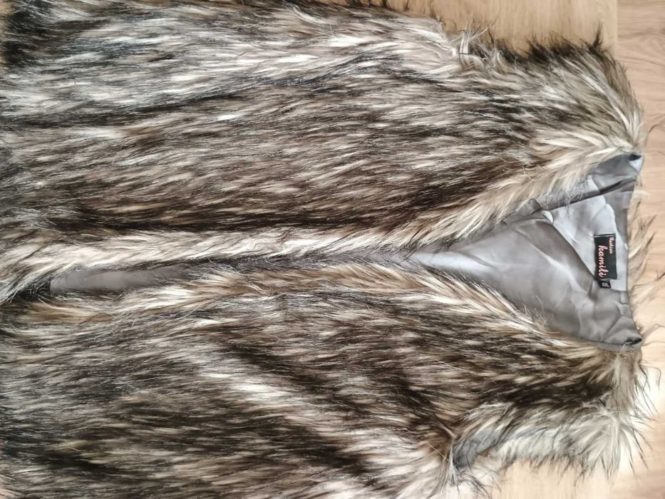 Дамски елек с косъм