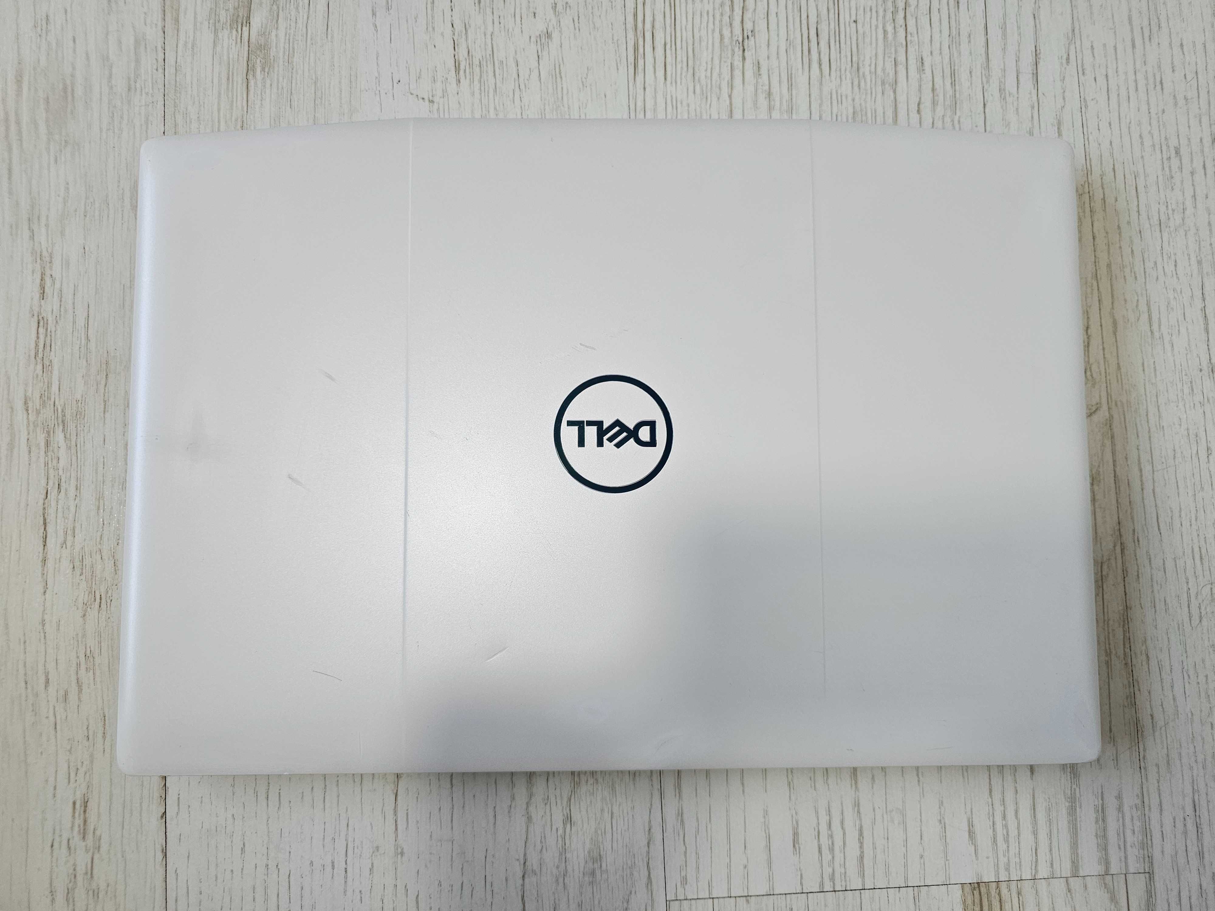 Геймърски лаптоп Dell G3 - 1660 Ti, i5-9300H, 16GB DDR4, 512 GB SSD