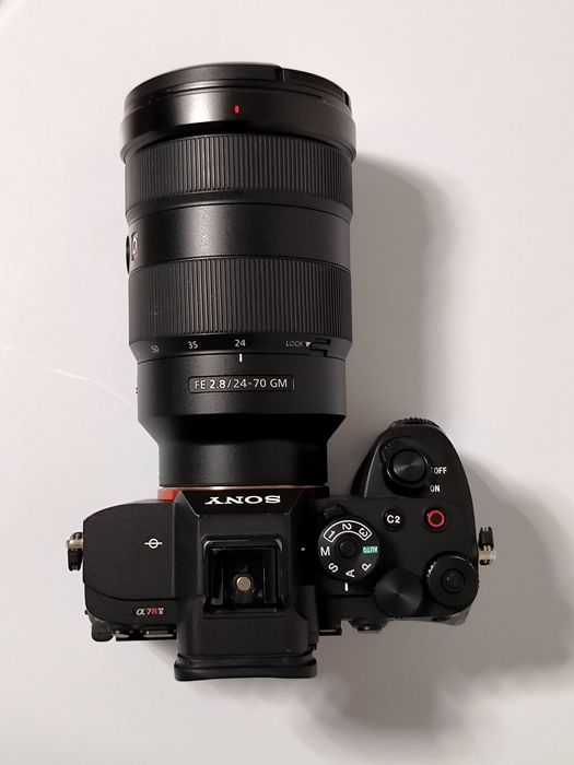 Vând Sony A7rV / A7r V / A7r5 - Sony 24-70 F 2.8 G