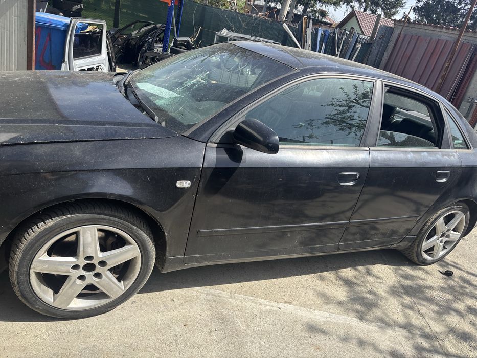 Dezmembrez audi a4 b7 2.5 tdi