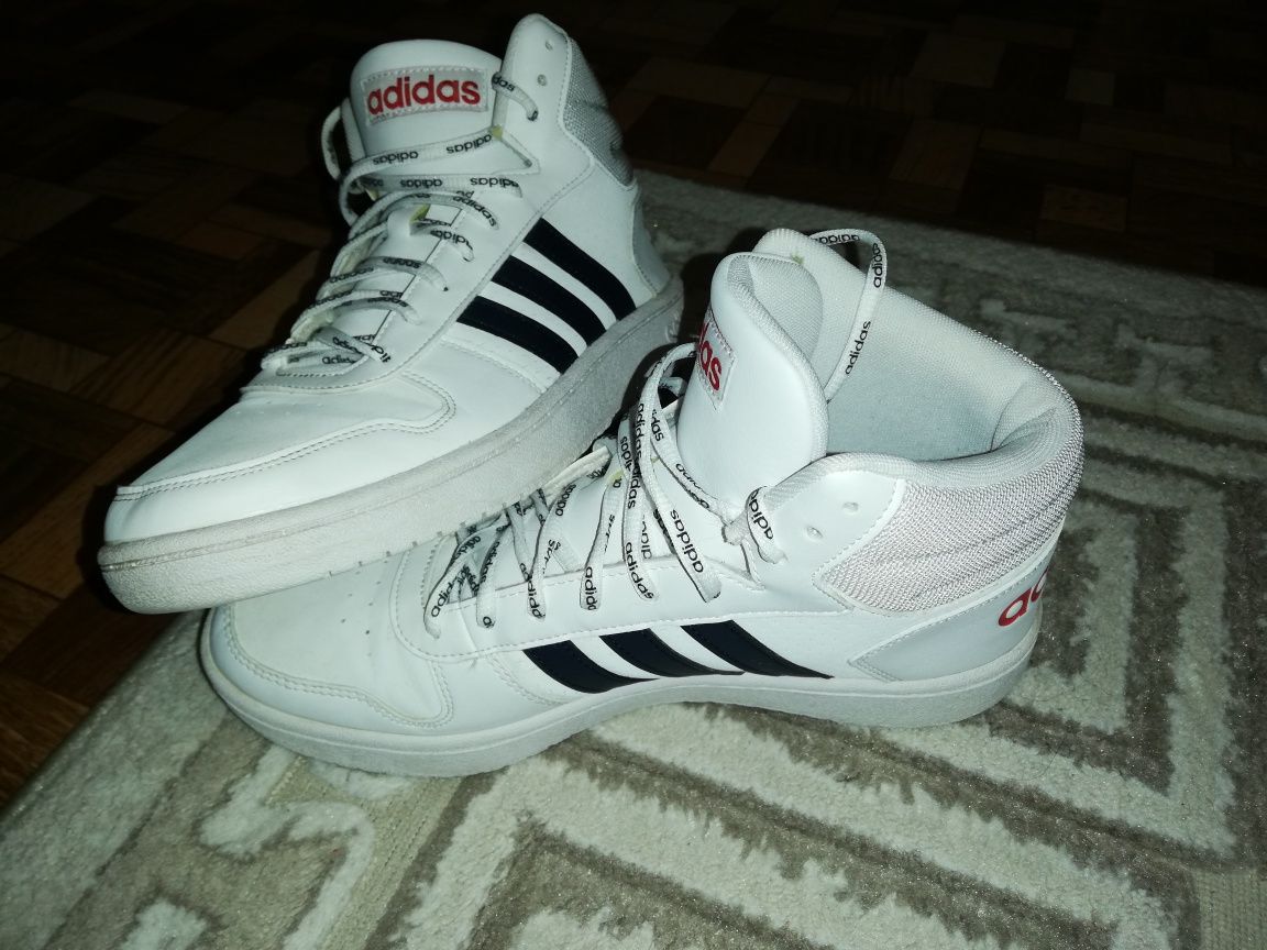 Adidas бели кецове