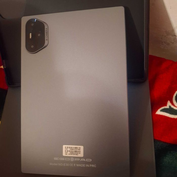 Е30 планшет үлкен көлемде