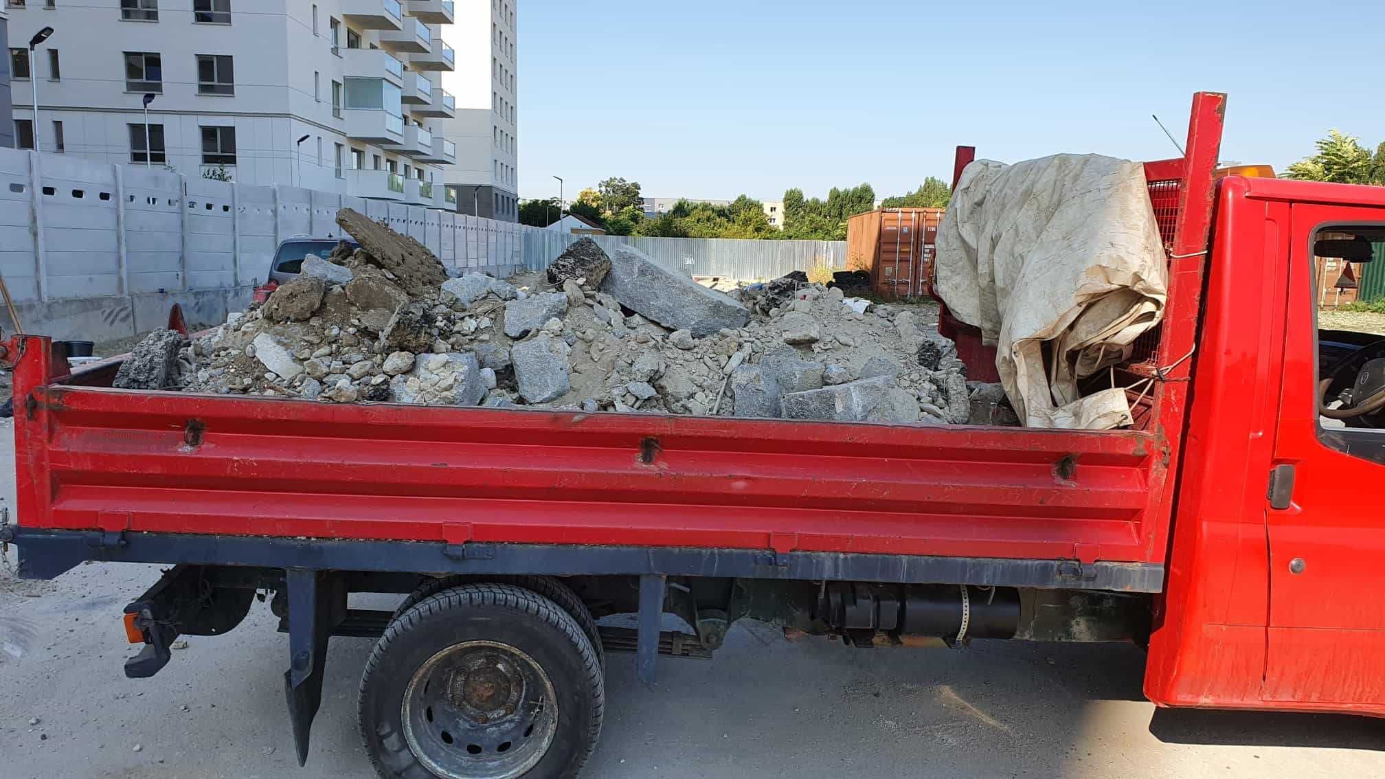 Curatenie in apartamente , eliberare gunoi , eliberare mobila nedorita