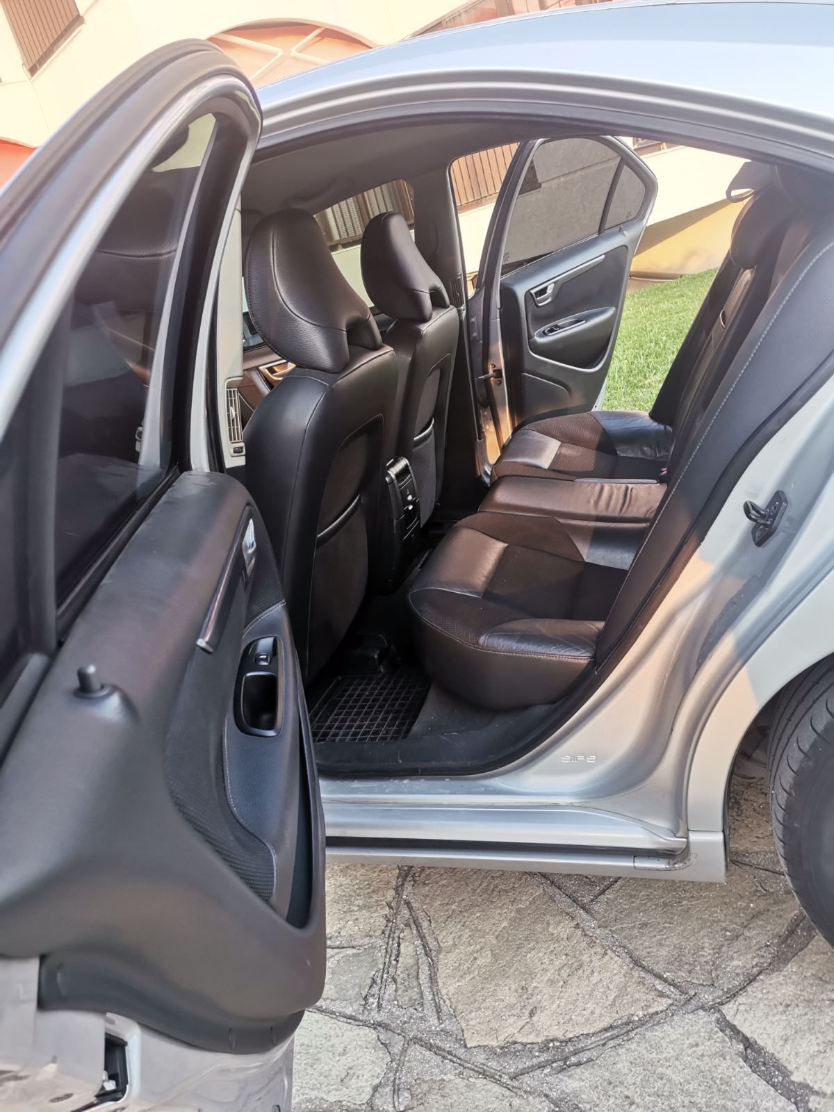 Volvo s60 d5 на части
