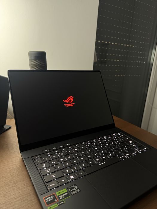 Laptop Gaming ASUS ROG Zephyrus G14 Ryzen 9 16GB, 1TB SSD, RTX4060