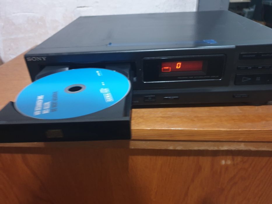 CD player , tuner ,casetofon ,  diferite modele
