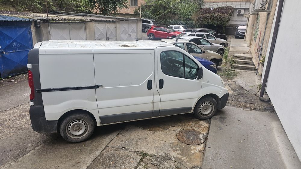 Tenault trafic tdi 2008
