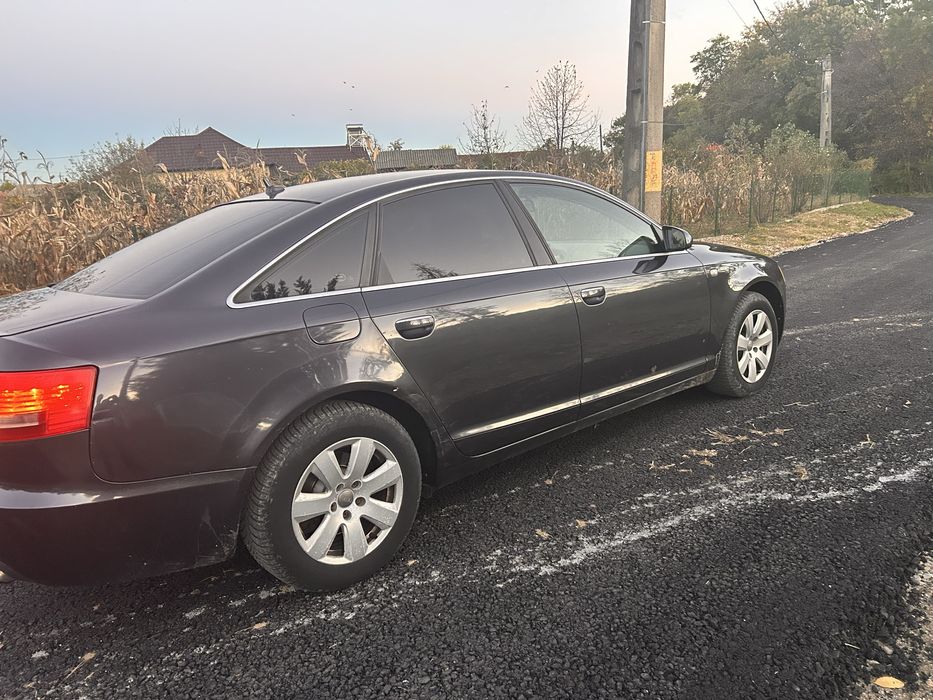 Audi A6 C6.     . Pentru negocieri pretul este 4500