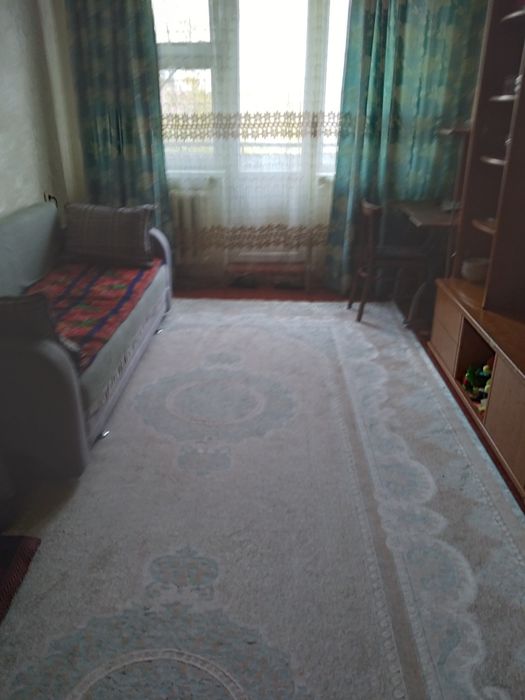 Продам  2 х  ком  квартиру