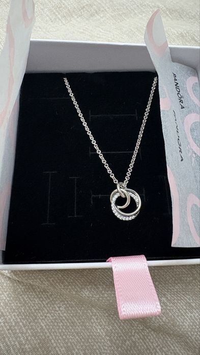 Продам кулон от Пандоры