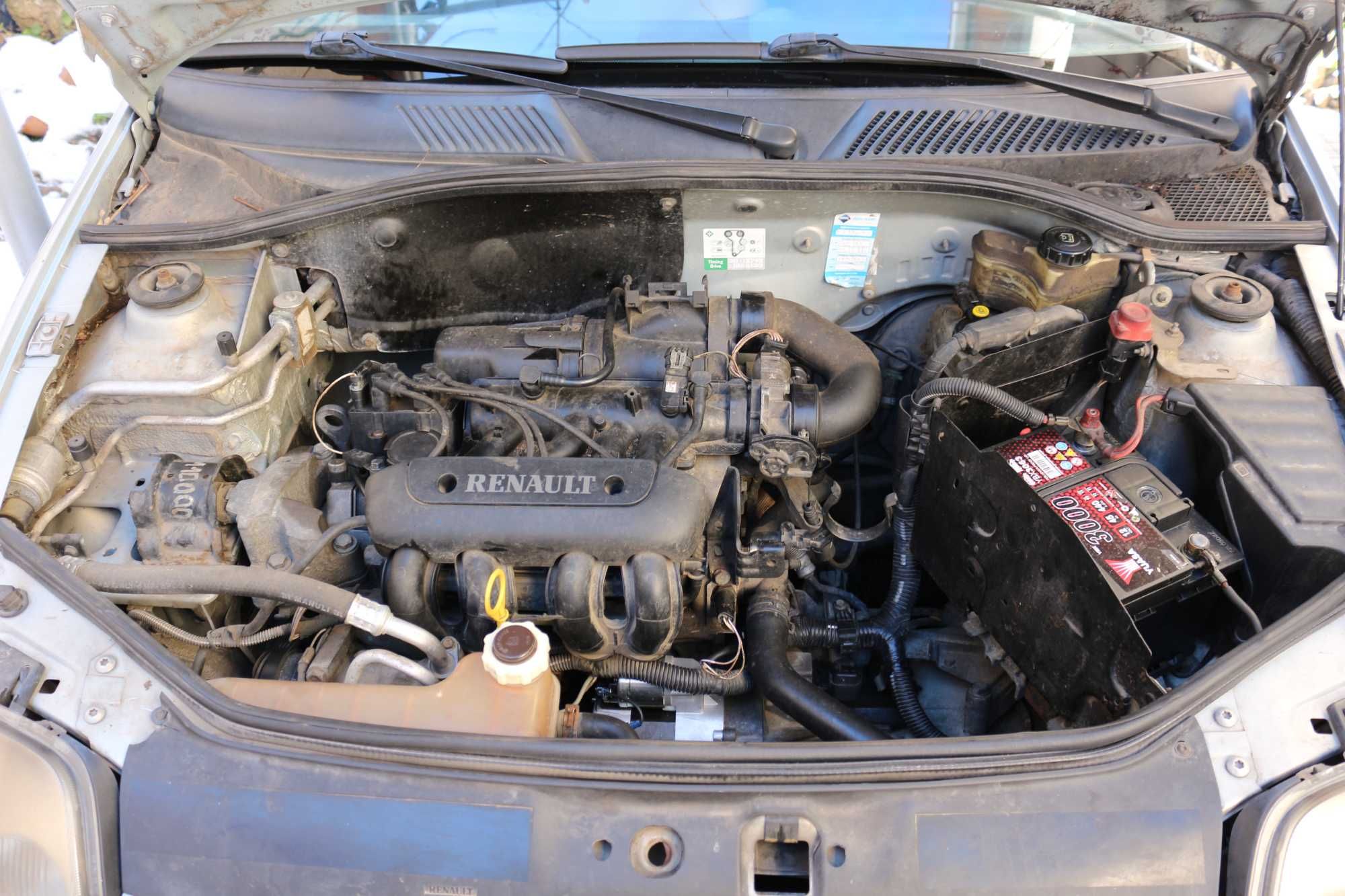 Renault Clio 1.2 , 60 к.с. , Бензин, 2000 г. в много добро състояние