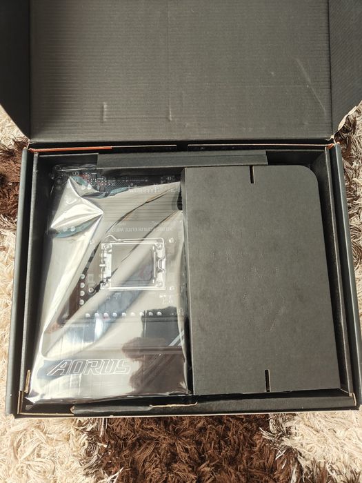 Gigabyte X870E Aorus Elite Wifi7