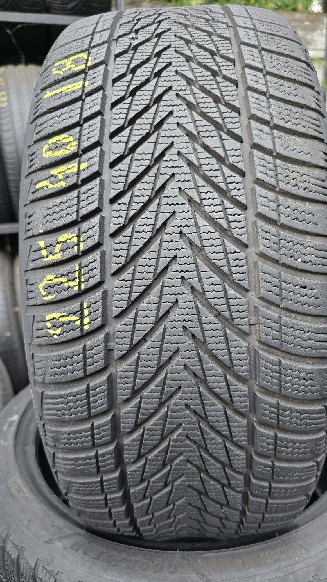 4 anvelope iarnă Goodyear 225/40/18 dot 2023